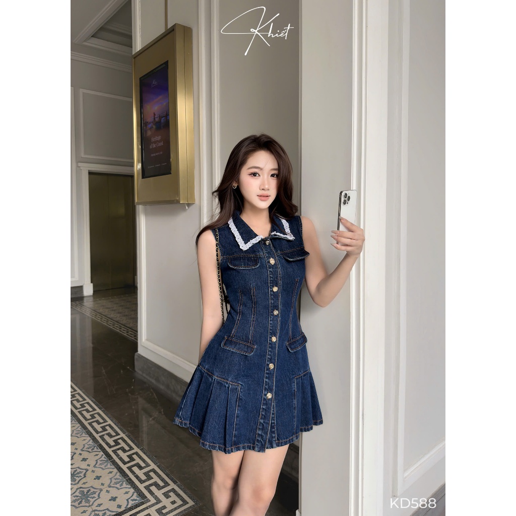 Đầm jean ngắn tay sát nách phối cổ viền ren trắng phong cách hiện đại KD588