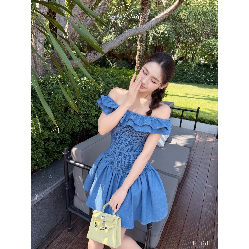 Đầm trễ vai smock xanh denim Khiết Fashion xòe nhẹ nữ tính trẻ trung năng động KD611