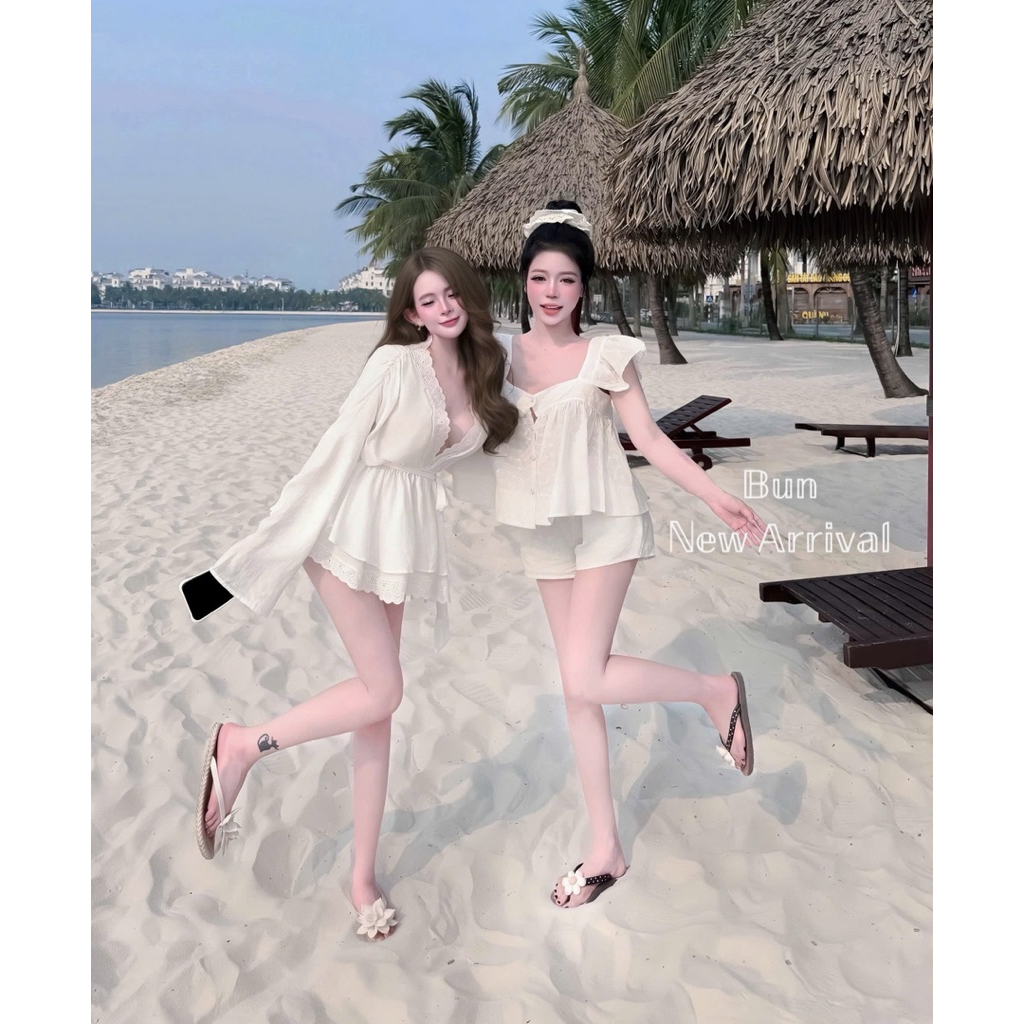 Áo đũi phối ren  S/M Set thô hoa nhí cúc đá hở lưng  S/M