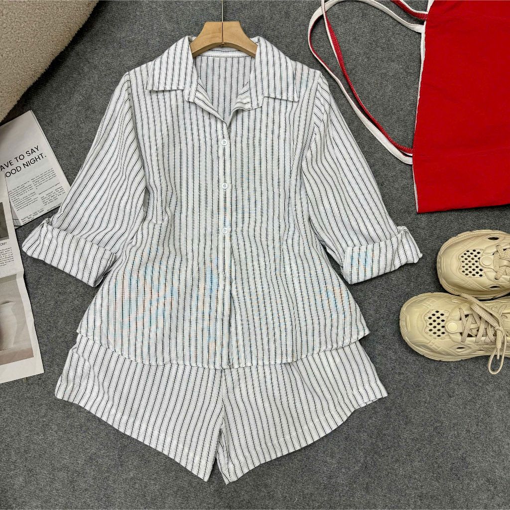 Set Đồ Bigsize Nữ Kẻ Sọc – Áo Sơ Mi Form Rộng + Quần Short Lưng Thun, Chất Vải Mềm Mát SET865
