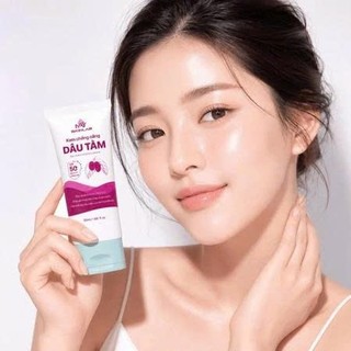 Kem Chống Nắng Nâng Tone Kháng Nước, Ngừa Nám Cho Mọi Loại Da Home Care SPF50+ PA++++ 50ml