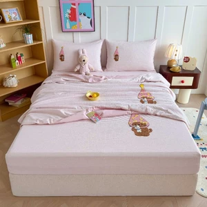 Set chăn ga gối đũi thêu nature mát mẻ, hoạ tiết bắt mắt màu sắc siêu hot với hình thêu nổi 3D khiến ai cũng thích mê