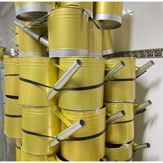 Thùng tưới cây tôn lạnh 5L 10L 12L - Bình tưới cây, tưới rau, tưới hoa bền đẹp