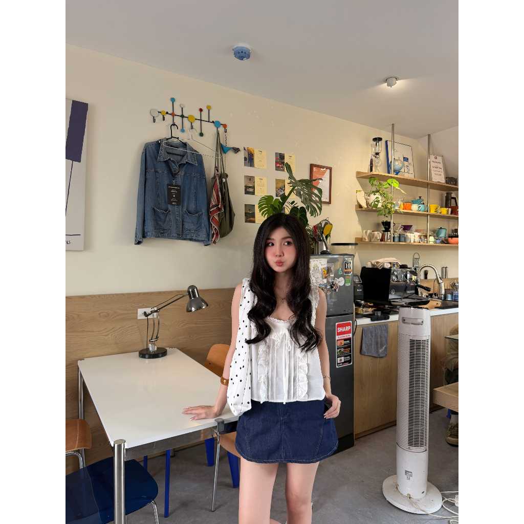 Set Bộ Nữ GAKZIN Áo Cổ Tròn Xếp Li Phối Ren Và Quần Short Dễ Thương SECODEE