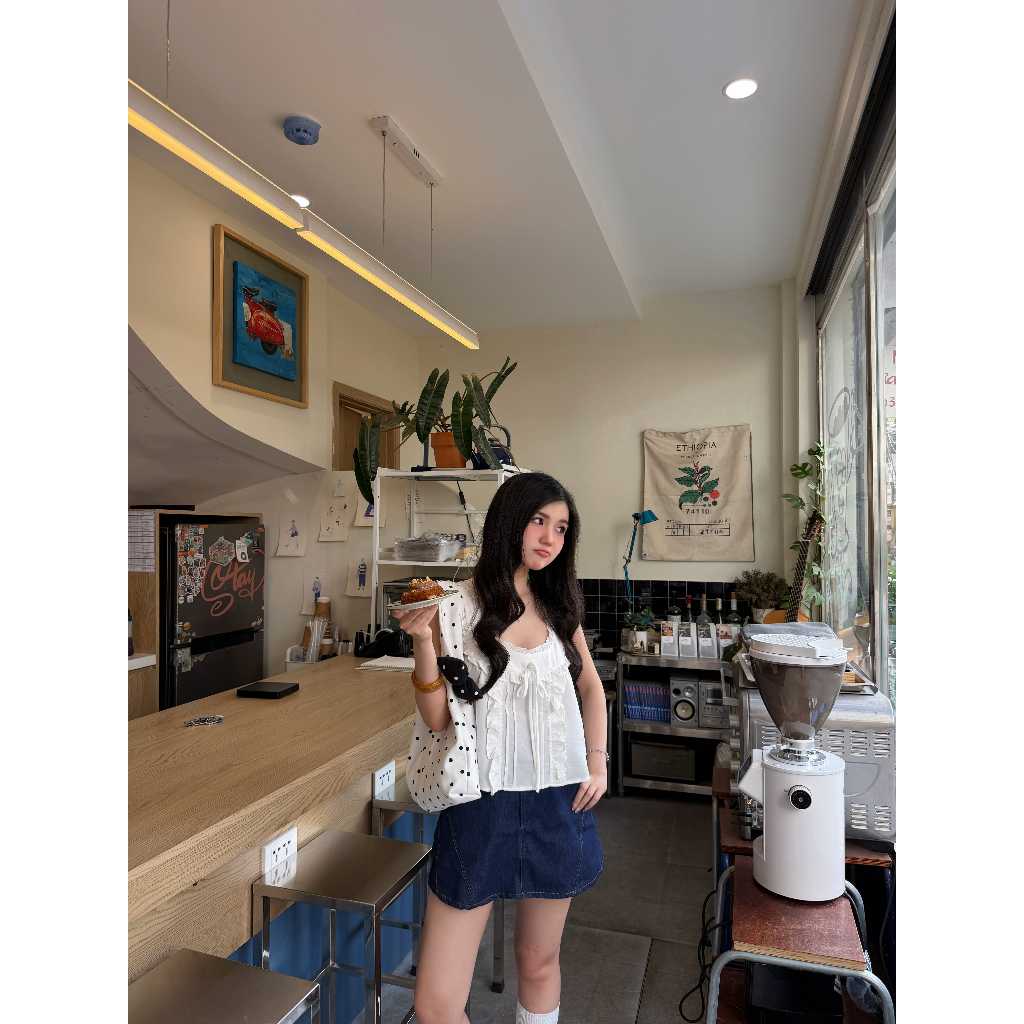 Set Bộ Nữ GAKZIN Áo Cổ Tròn Xếp Li Phối Ren Và Quần Short Dễ Thương SECODEE