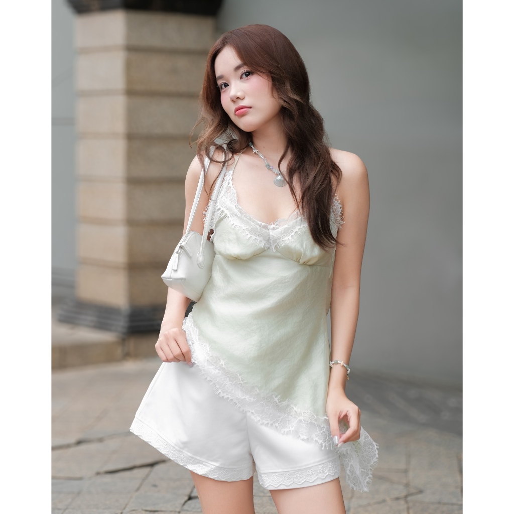 Áo Nữ YOGUR TOP Hai Dây Phối Ren Tà Xéo Nữ Tính SECODEE