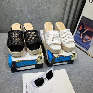 👠🕶️👜🎒…Dép xuồng cói