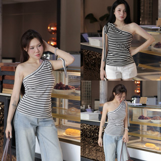 𝐏𝐡𝐢𝐞𝐧 𝐖𝐆𝐖𝐄 | (Sẵn) w9122 Áo Kiểu Lệch Vai 1 Kẻ Ngang Nhỏ Buộc Vai