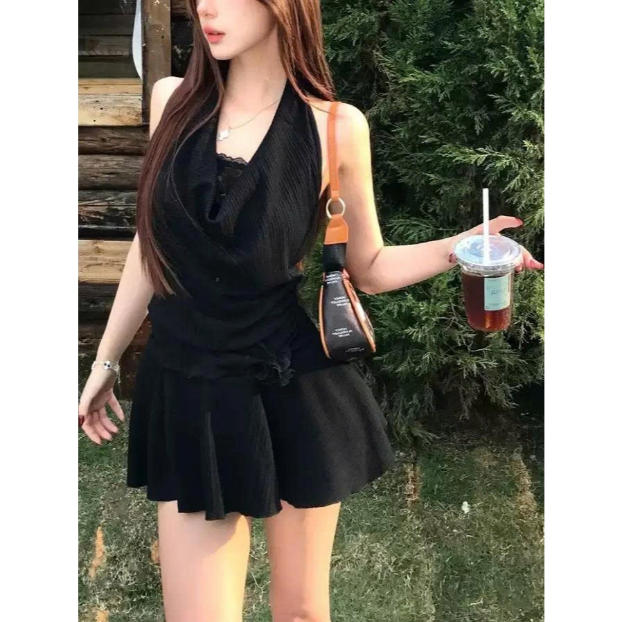 [Élan Sweet] Váy Cổ Yếm Cổ Đổ Phối Ren Ngực Cài Hoa - Váy Ngắn Ôm Body Dáng Xòe Sexy Cá Tính