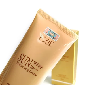 Kem Chống Nắng E'ZIE Broad Spectrum Super Sun Screen Phổ Rộng Nâng Tông Tự Nhiên