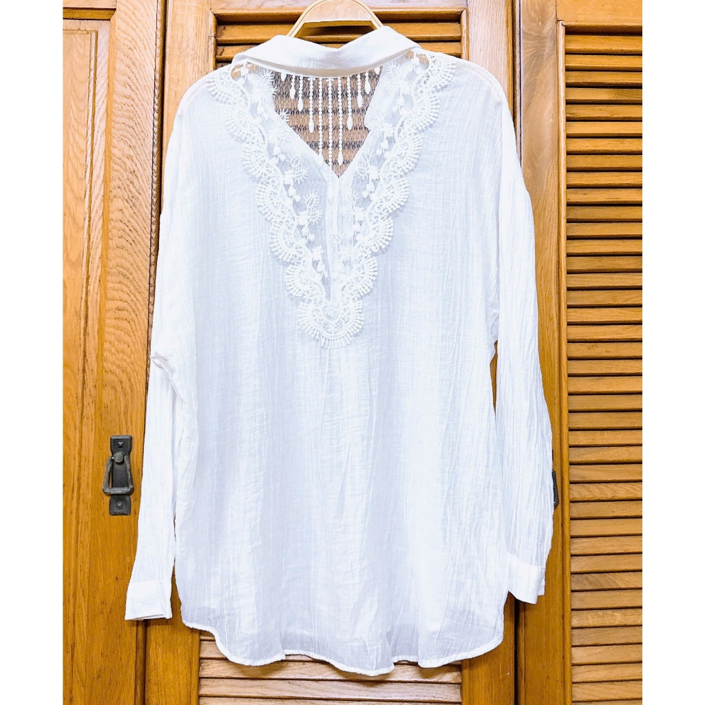 Áo sơ mi mỏng màu trắng khoác ngoài của nữ - 2 Hand (Size XL)