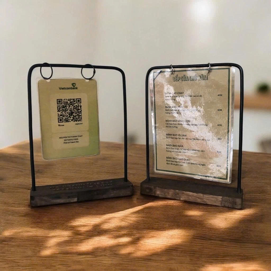 Standee Tencard Khung Sắt treo Menu A5 - Lynhdecor miễn phí khắc tên theo yêu cầu
