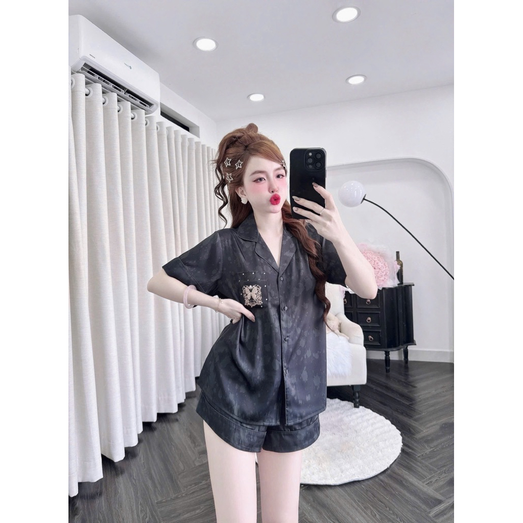 [260625]Đùi cổ pijama nút bọc vải-lụa latin mềm nhẹ mát