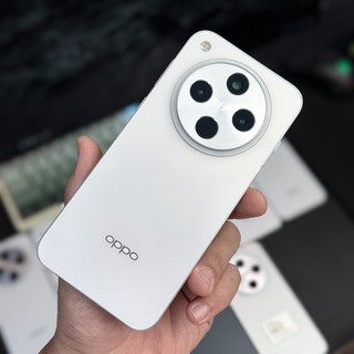 Điện thoại Oppo Find X8 chip MediaTek Dimensity 9400, màn hình AMOLED 6.59" 120Hz