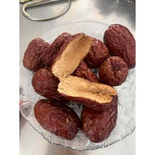 Táo Đỏ  - La paix- Quả To Thịt Dày, ngọt tự nhiên – size lớn 10-12 quả/ 100gr