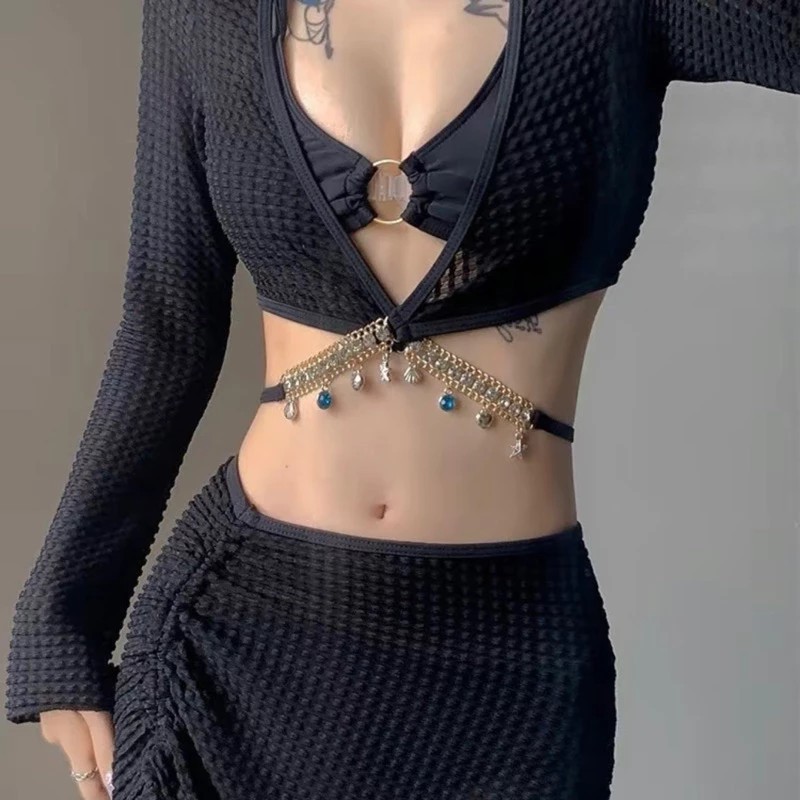 [Peinn] Set bikini 3 mảnh phối phụ kiện màu đen siêu sang chảnh | BigBuy360 - bigbuy360.vn