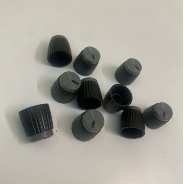 Núm Vặn Volume nhựa cao cấp KT:20*16mm , ( Lỗ 6mm răng cưa ) màu xám đen như ảnh {2 Cái ]