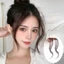 Tóc mái giả dài xoăn nhẹ. Tóc kẹp phồng 2 bên giống tóc thật.
