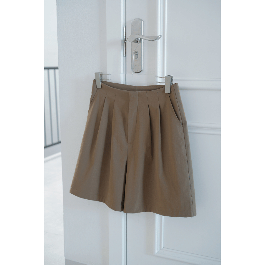 LÀ EM | Quần Short Caramel - Quần Short Nữ Chất Liệu Kaki Gió Mặc Mùa Hè