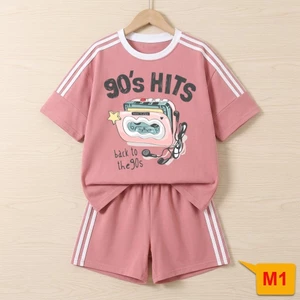 SET BỘ ĐỒ THUN SỌC VAI "90'S HITS" CASSETTE – THIẾT KẾ THỜI TRANG THEO GU RIÊNG CỦA BẠN!
