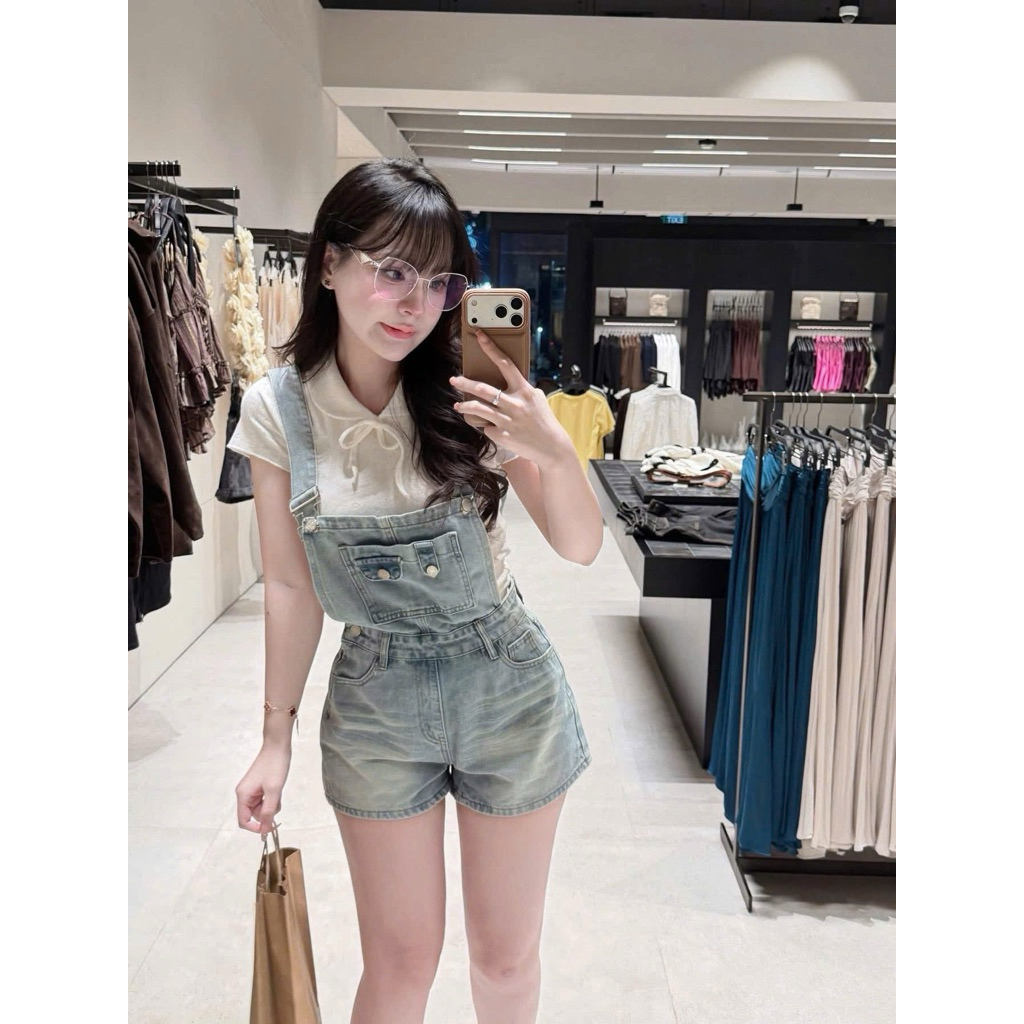 Yếm Jeans Bò Đùi Túi Ngực ( 2 hôm có hàng)