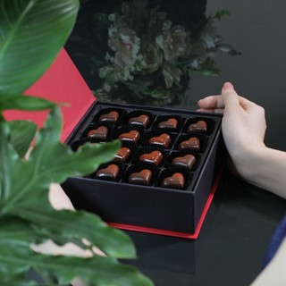 Socola Hộp Quà vuông Antcholat Heart Whisper Chocolate S04 16 Trái Tim Đắng Dịu Quà Tặng cao cấp