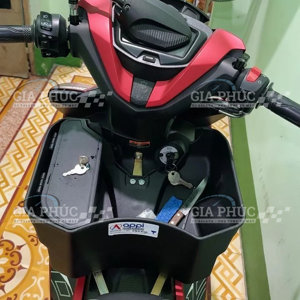 Hộp Đựng Đồ Giữa Xe OPPI V8 Winner X Exciter 150 155 Sirius Wave A Future Có Khóa