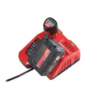 Sạc pin nhanh 12V,18V Milwaukee M12-18FC chính hãng, sạc nhanh an toàn, bền bỉ hiệu quả cao