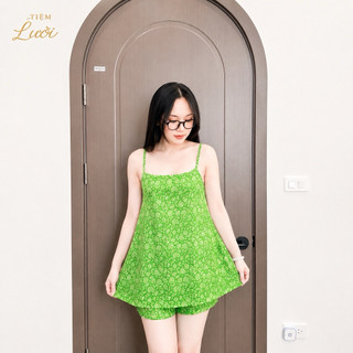 Bộ đồ ngủ nữ 2 dây Tiệm Lười quần đùi mặc nhà họa tiết Hoa Nhí chất lụa mềm mát Freesize 50-60kg