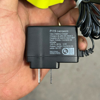 Sạc Pin Ryobi 18V Chính Hãng 120V 60Hz 12W Dùng Cho Pin ONE+