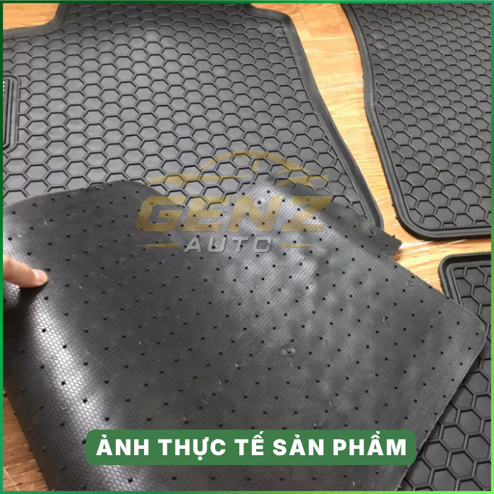 THẢM LÓT SÀN CAO SU xe Kia Cerato/K3 2014 - 2025 - Cao su đúc không mùi, mẫu tổ ong NISSIN dễ dàng lau rửa