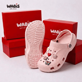 [Tặng Charm+Móc Khóa Chính Hãng]Dép Sục Màu Hồng WABIS Đế Cao 3cm Không Thấm Nước, Chống Trượt[WUC-V2] [LÙI 1 SIZE]