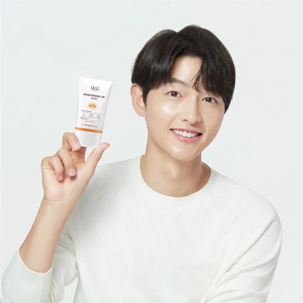 Kem Chống Nắng Dr G Brightening Up Sun SPF50 20ml Nâng Tông Kiềm Dầu tặng Kèm Quà