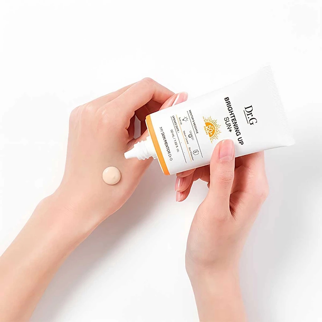 Kem chống nắng nâng tone Dr.G Brightening Up Sun+ SPF50+ PA+++ 20ml dưỡng sáng da kiềm dầu tốt