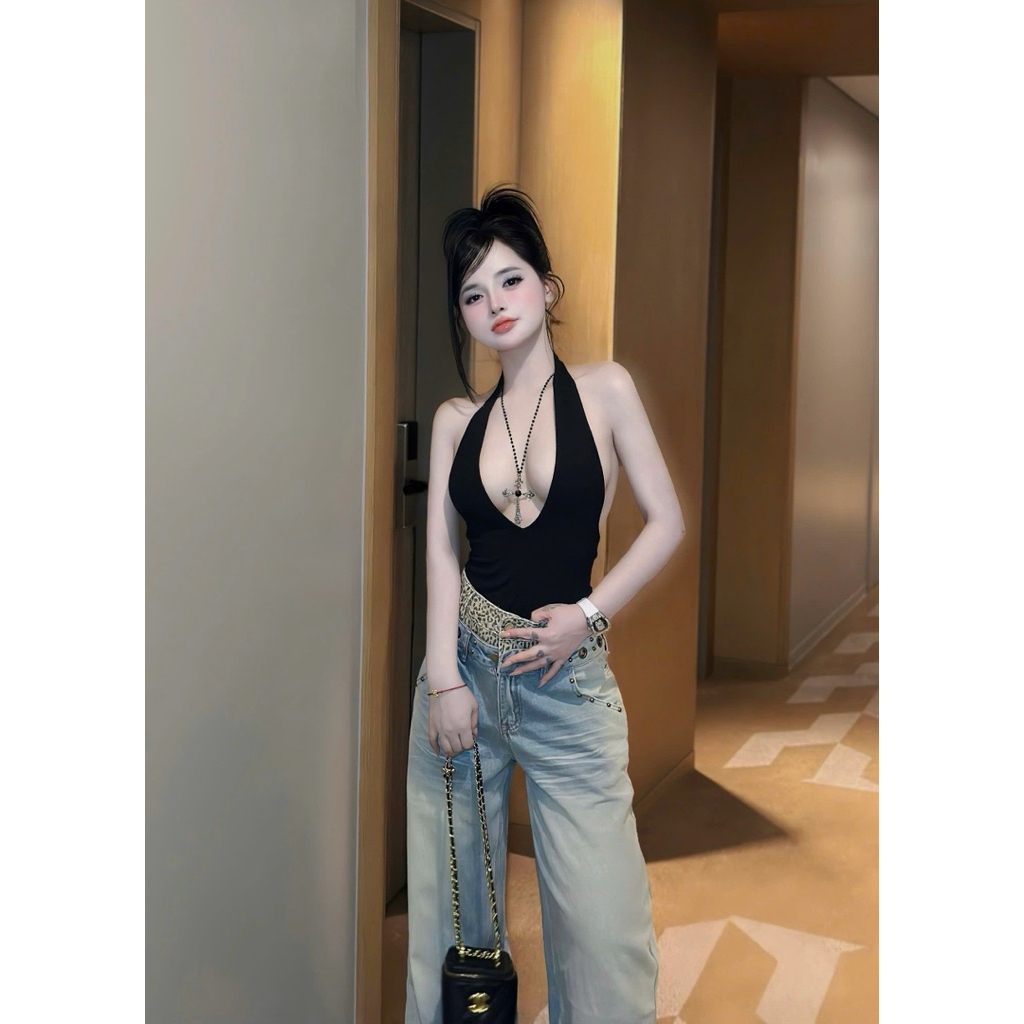 Áo bodysuit cổ yếm hở lưng dáng sexy