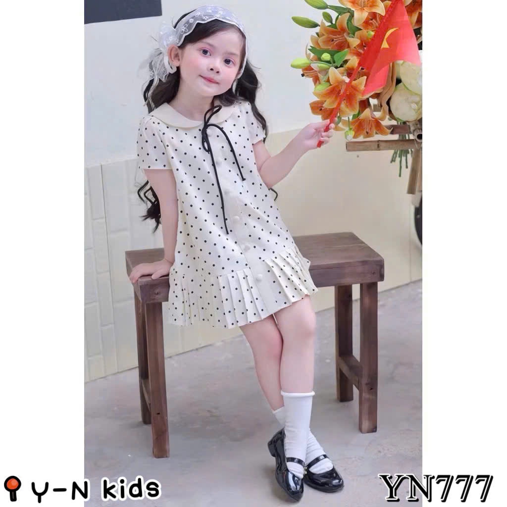 Váy Bé Gái Chấm Bi Cổ Sen Đầm Suông Xếp Ly Phối Nơ Đen Style Tiểu Thư Hàn Quốc Cho Bé Gái B13