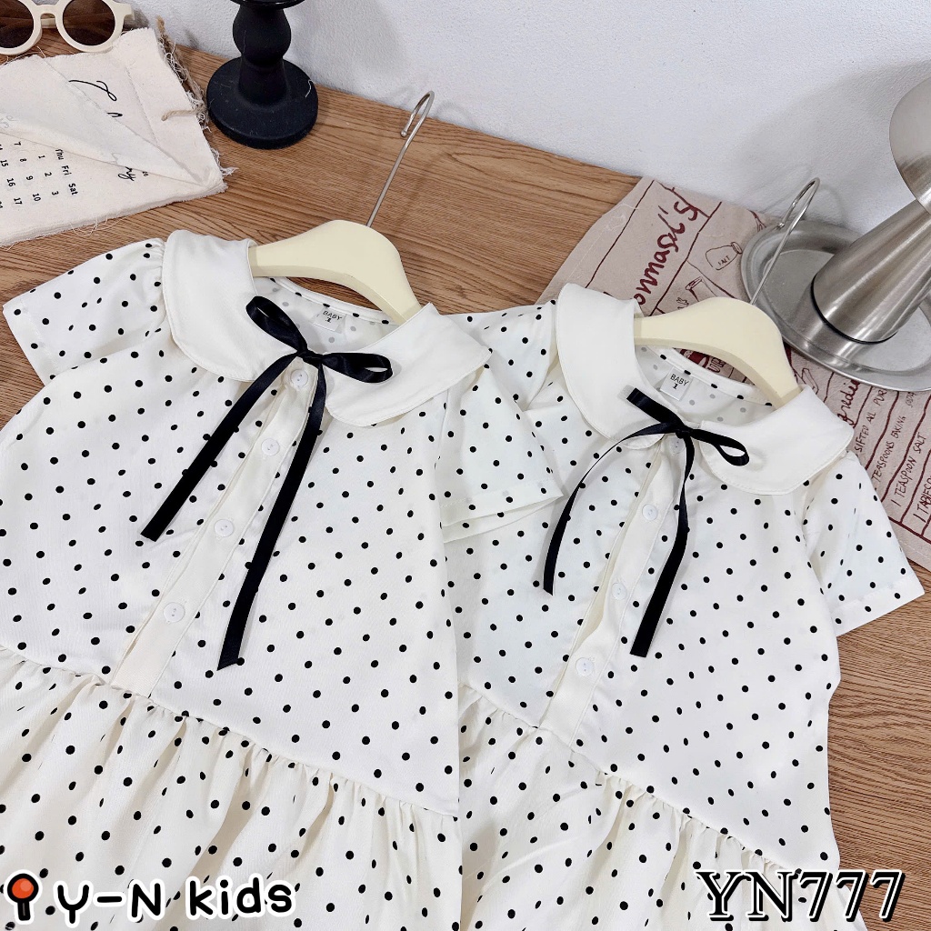 Váy Bé Gái Chấm Bi Cổ Sen Đầm Suông Xếp Ly Phối Nơ Đen Style Tiểu Thư Hàn Quốc Cho Bé Gái B13