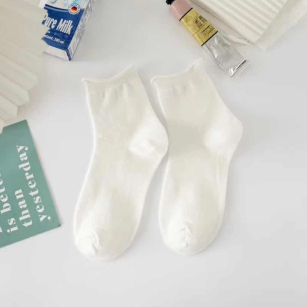 Tất Nữ Cổ Cao Vintage Hàn Quốc Màu Trắng Dệt Kim Cotton Mềm Mại Phối Đồ Xinh T16-SoftStep