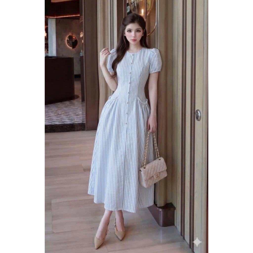 Váy Kẻ Phối Túi Trước Thiết Kế Hai Lớp Dáng Dài Đi Biển Du Lịch Đi Làm Chất Thô Hàn Cao Cấp V538