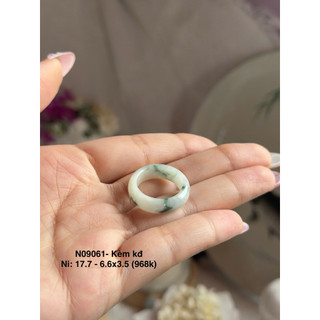 Ni 17.6 đến 17.9 Nhẫn bảng ngọc phỉ thuý Type A (Giao kèm kiểm định Trung) Bao hoàn hảo