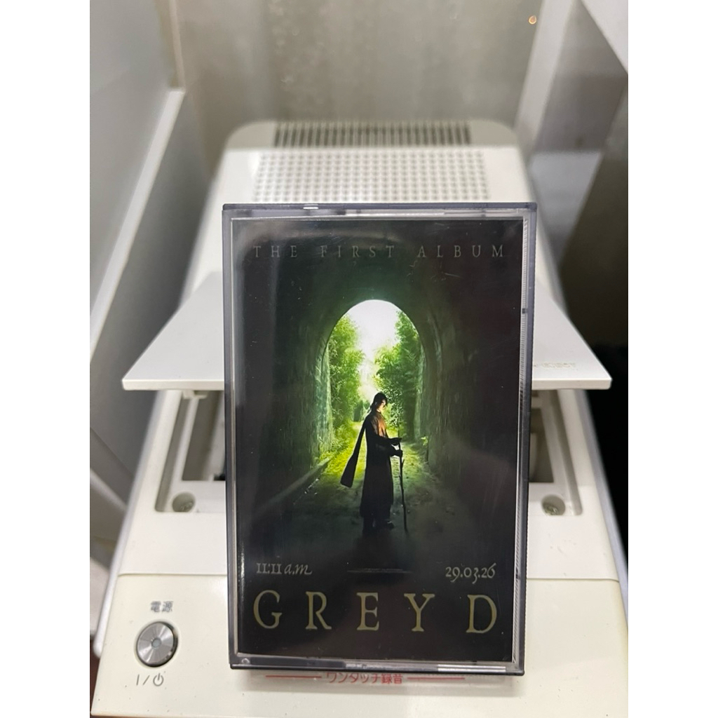 Băng Cassette GREY D - Ánh Sáng Và Màn đêm