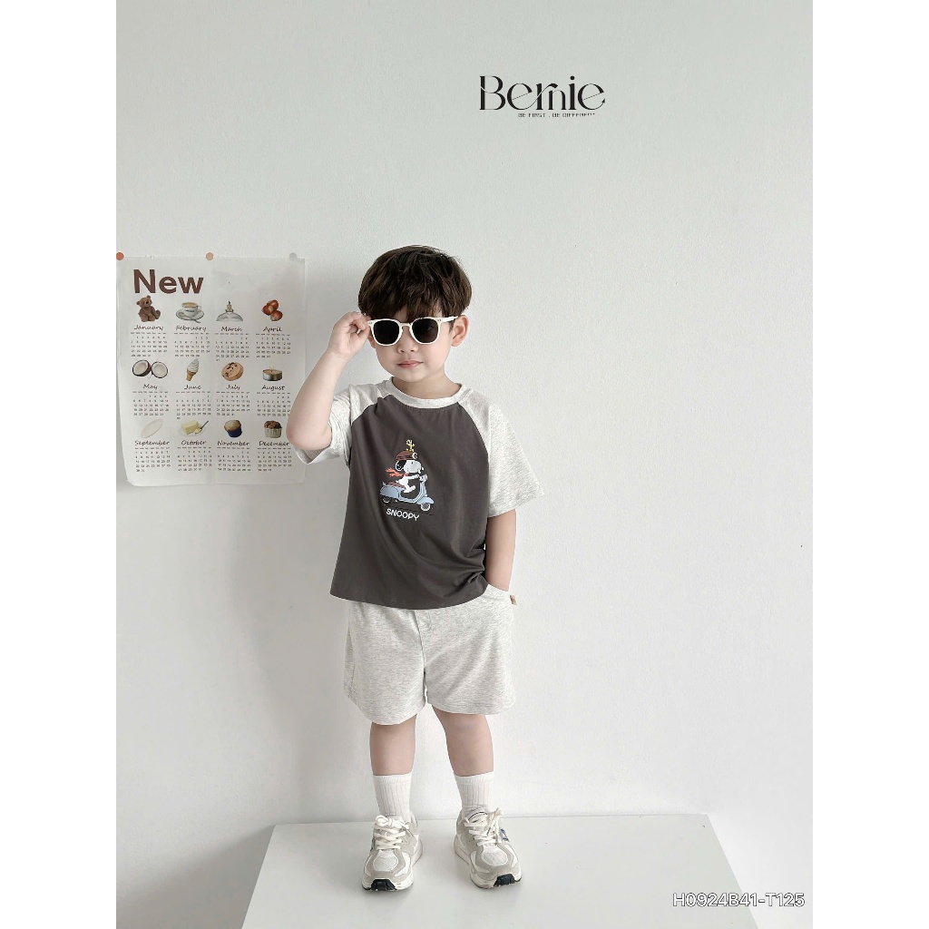 (Hãng Bernie)Bộ quần áo cộc tay hoạ tiết SNOOPY , chất vải cotton co giãn , mềm mại cho bé trai đi học đi chơi