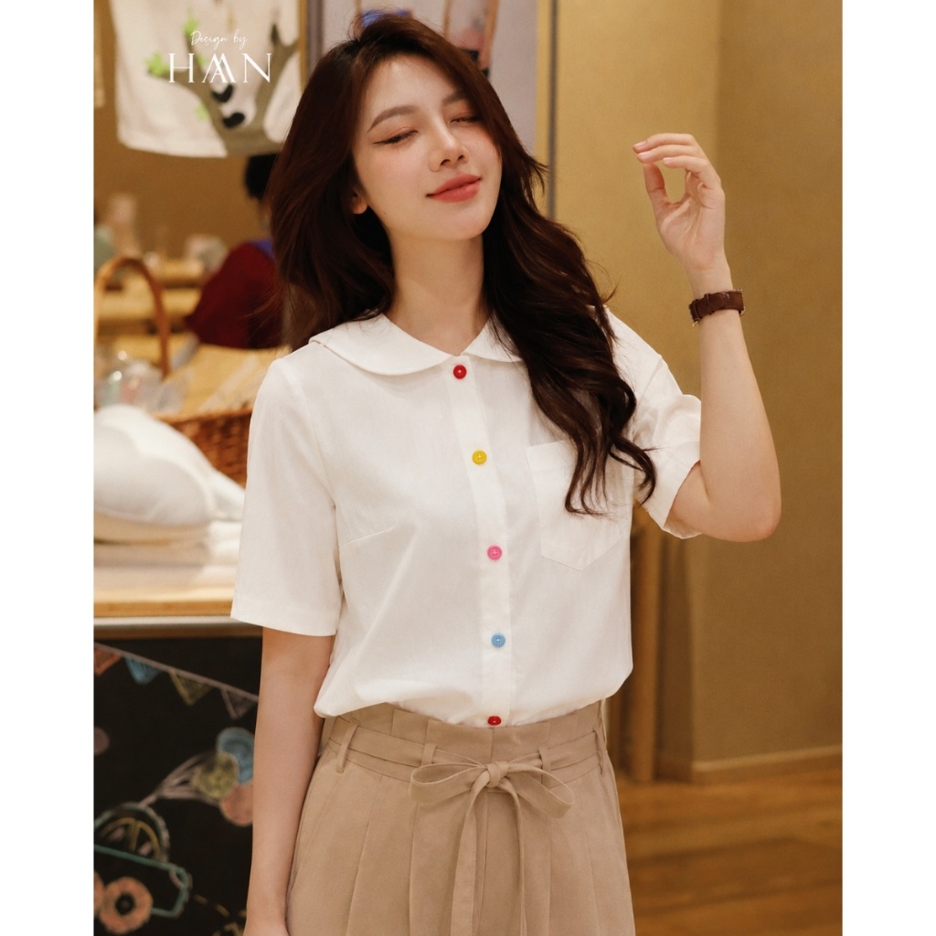 Áo Sơ Mi Nữ Ngắn Tay Cổ Sen Màu Trắng Kem Mix Cúc Màu, Vải Thô Ướt Nhăn HAAN Design SM2655