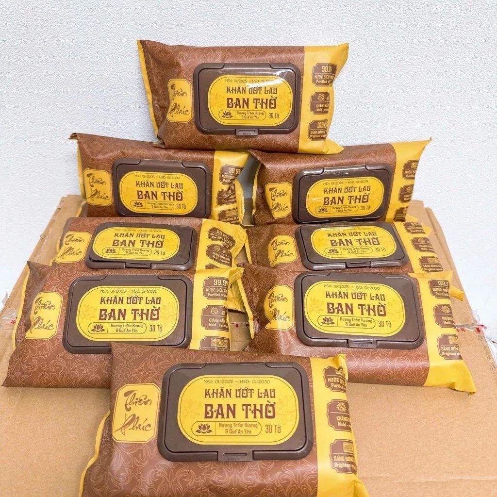Combo 10-20 Gói Khăn Ướt Lau Ban Thờ Thiên Phúc Hương Trầm Hương Và Quế An Yên Tự Nhiên Tiện Lợi An Toàn Sạch Sẽ