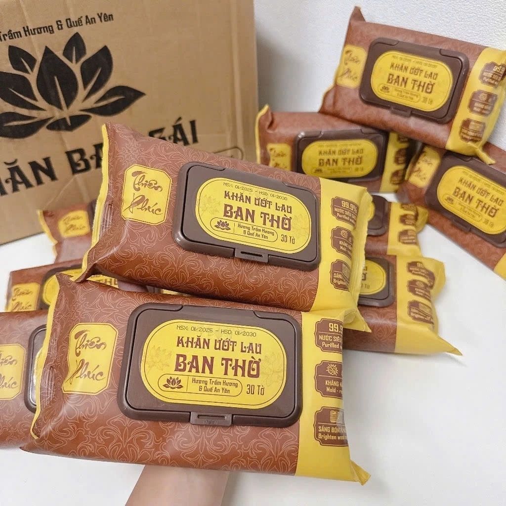Combo 10-20 Gói Khăn Ướt Lau Ban Thờ Thiên Phúc Hương Trầm Hương Và Quế An Yên Tự Nhiên Tiện Lợi An Toàn Sạch Sẽ