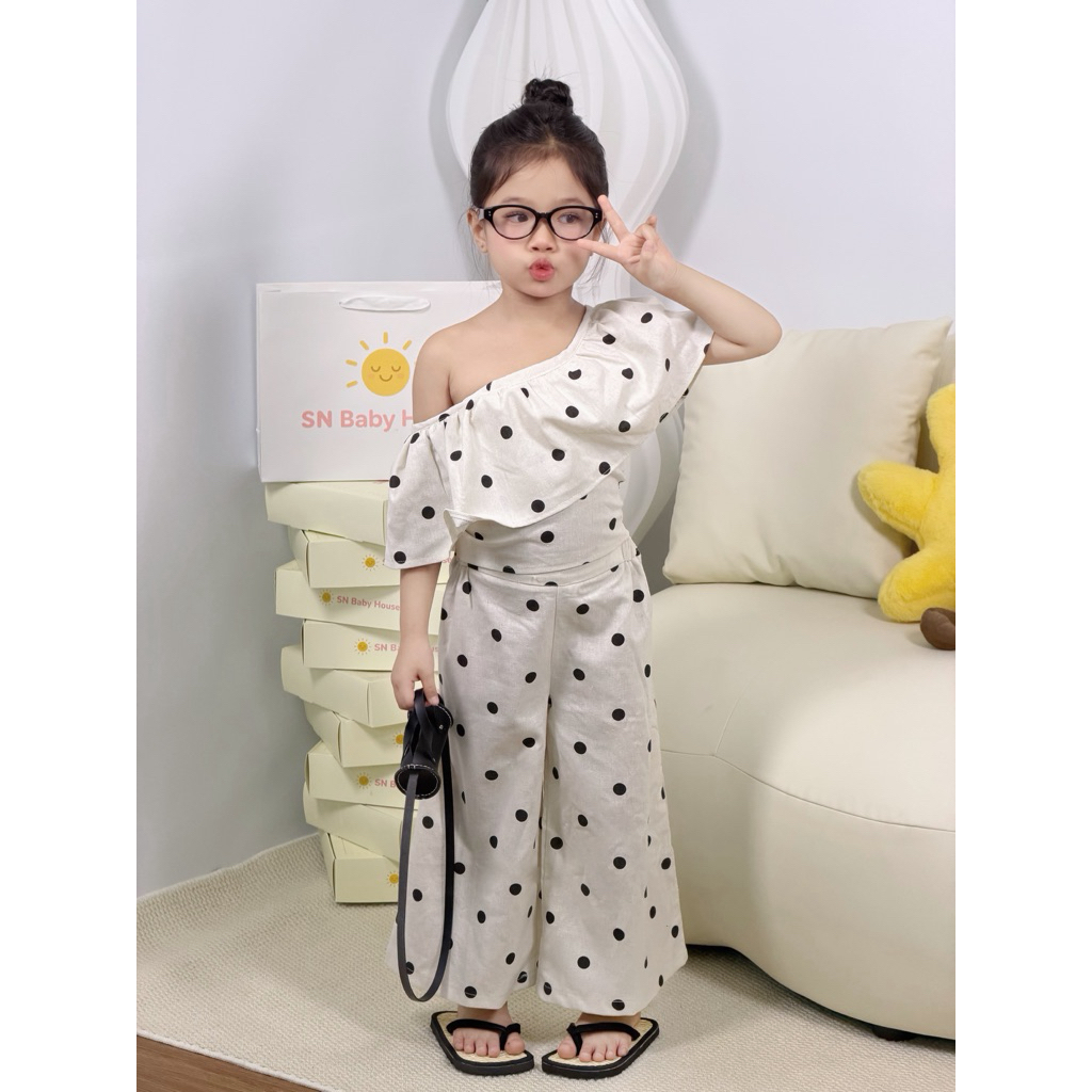 (sunny baby house - sẵn) set chấm bi dễ thương cho bé , mặc được nhiều kiểu tự điều chỉnh