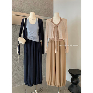 𝐩𝐡𝐢𝐞𝐧 𝐘𝐉𝐈𝐀 | (Sẵn Xanh) 2330 Set 3 Món Áo 3 Lỗ Áo Khoác Quần Ống Bo Rộng
