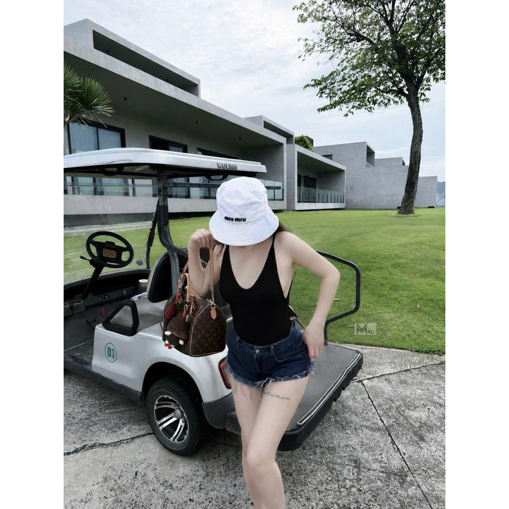 Áo 2 dây hở lưng mix đồ gợi cảm