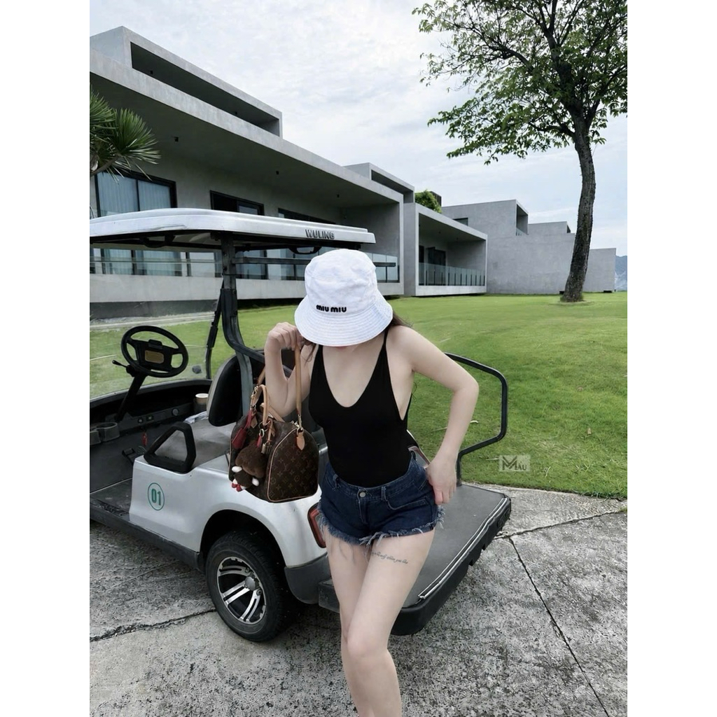 Áo 2 dây hở lưng mix đồ gợi cảm