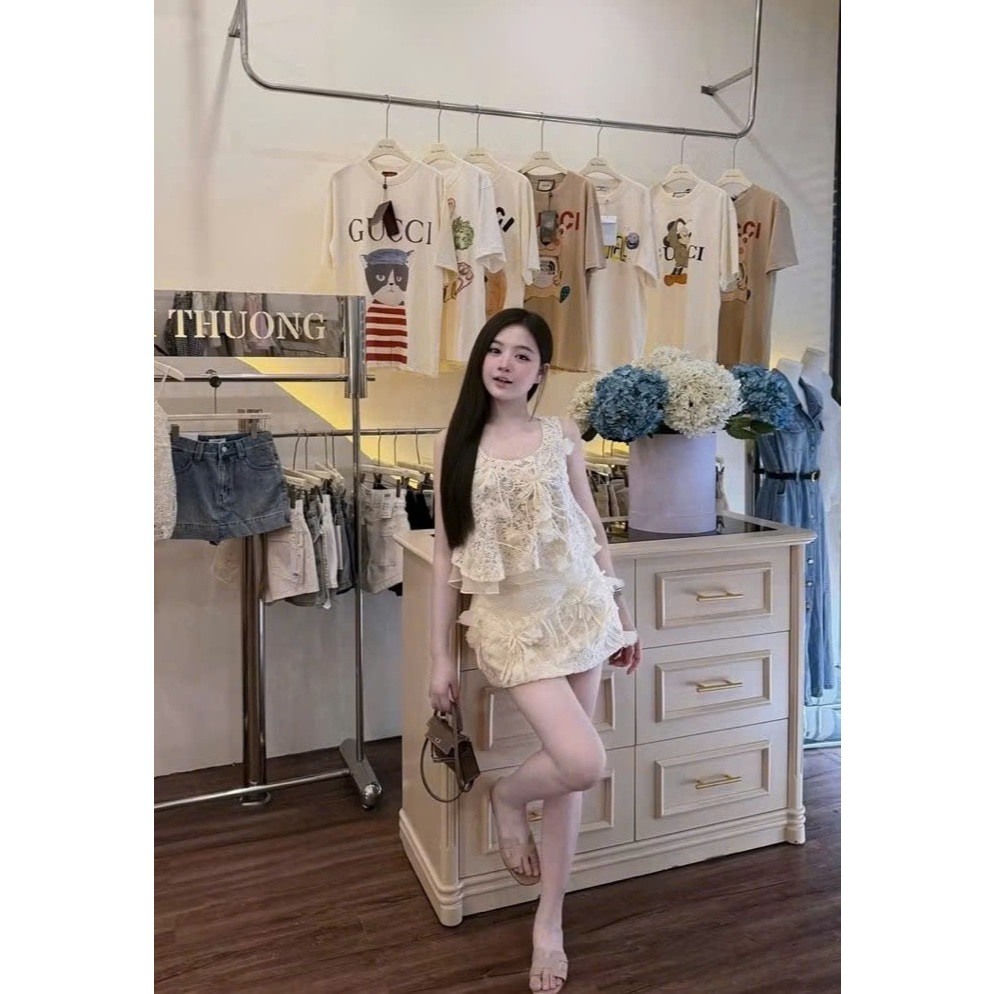 Set Áo Ren Sát Nách Đính Hoa Nơ Thủ Công Kèm Chân Váy A Màu Kem Xinh, Bộ Đồ Nữ - CHAMIE STUDIO